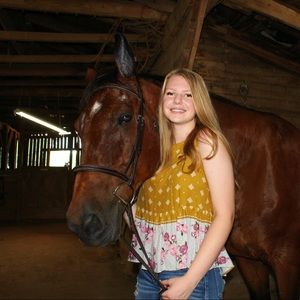 Meet your Posher, Abby